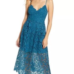 ASTR THE LABEL. Lace Dress